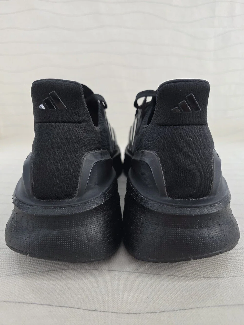 Adidas Womens Ultraboost 5 Triple Black Running Sneakers Shoes ID8847 Size 8.5